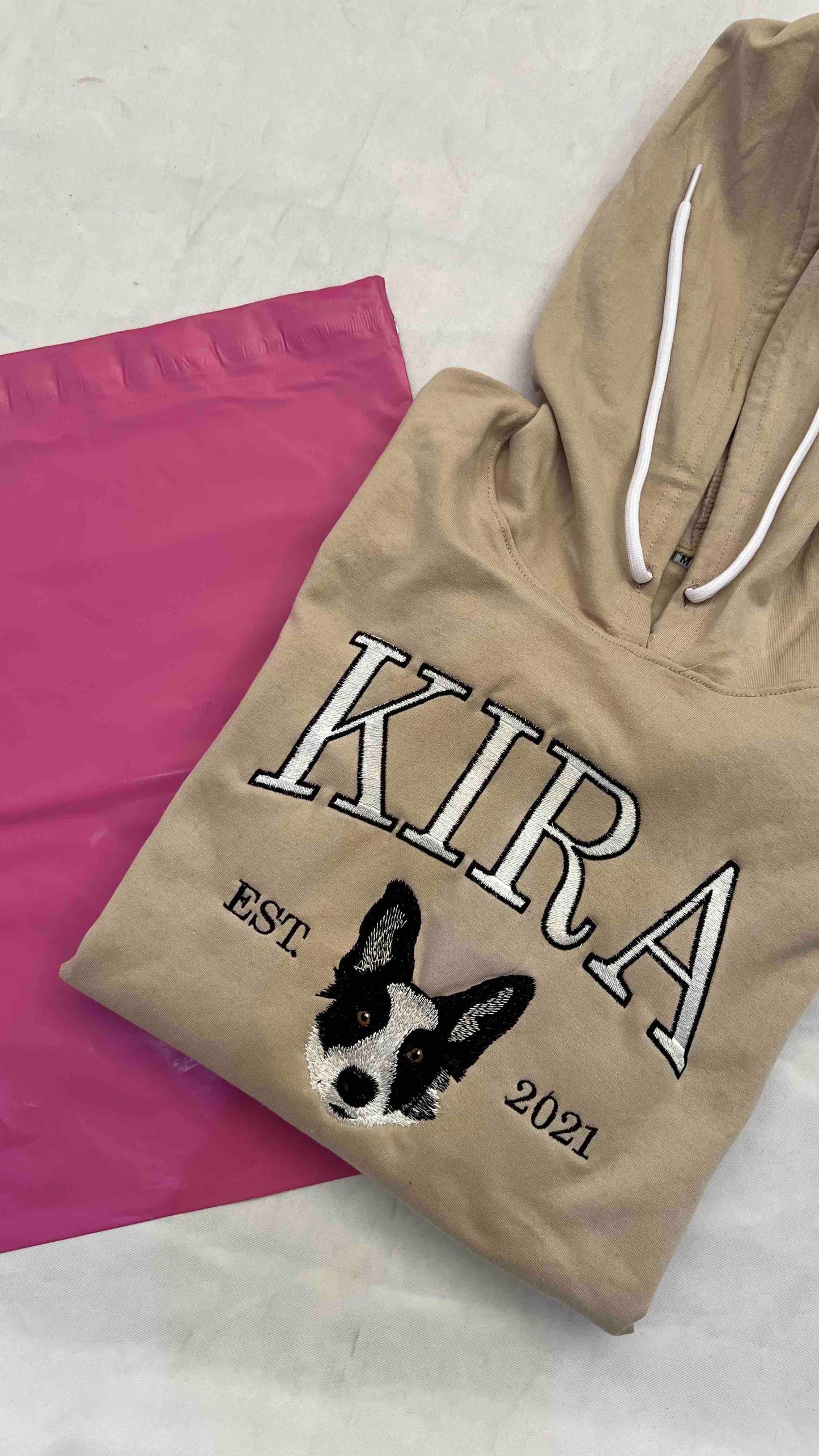 Sudadera con bordado de mascota y nombre
