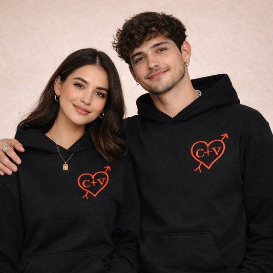 Sudadera con corazon e iniciales
