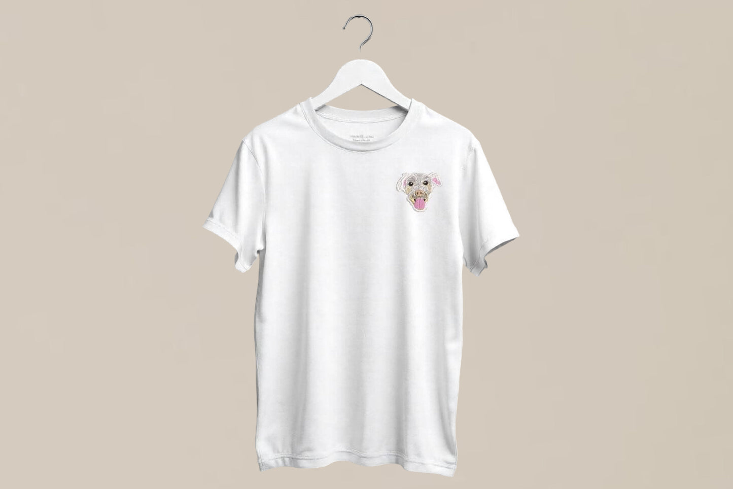 playera con bordado de mascota personalizado